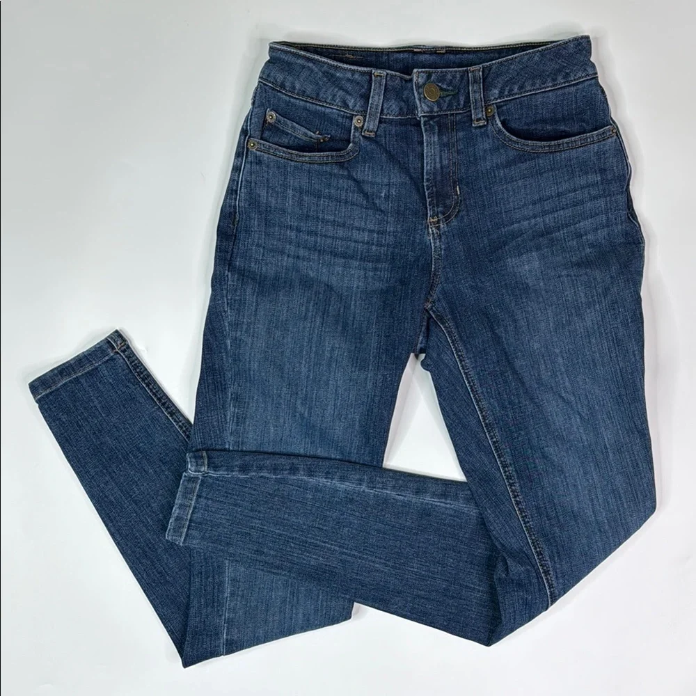 L.L. Bean BeanFlex Skinny Leg Favorite Fit Size 2